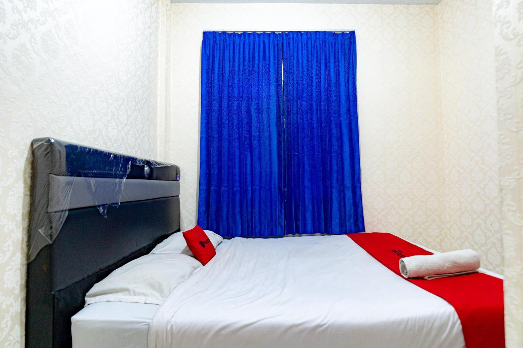 Отель Reddoorz Near Rsud Dr Pringadi Medan 3 Экстерьер фото